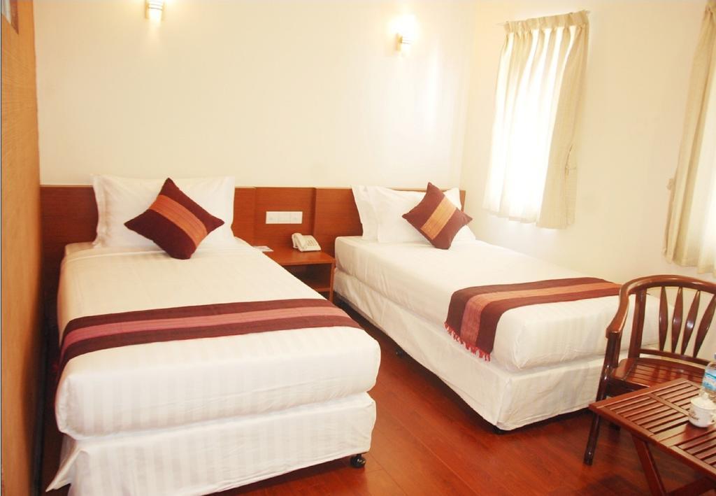 Hotel Memory Sittwe Zewnętrze zdjęcie